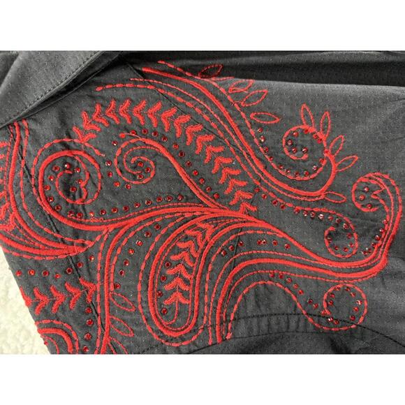 Panhandle Rough Stock Women’s Western Medium Shirt Red Embroidered Pearl Snaps - Picture 2 of 5